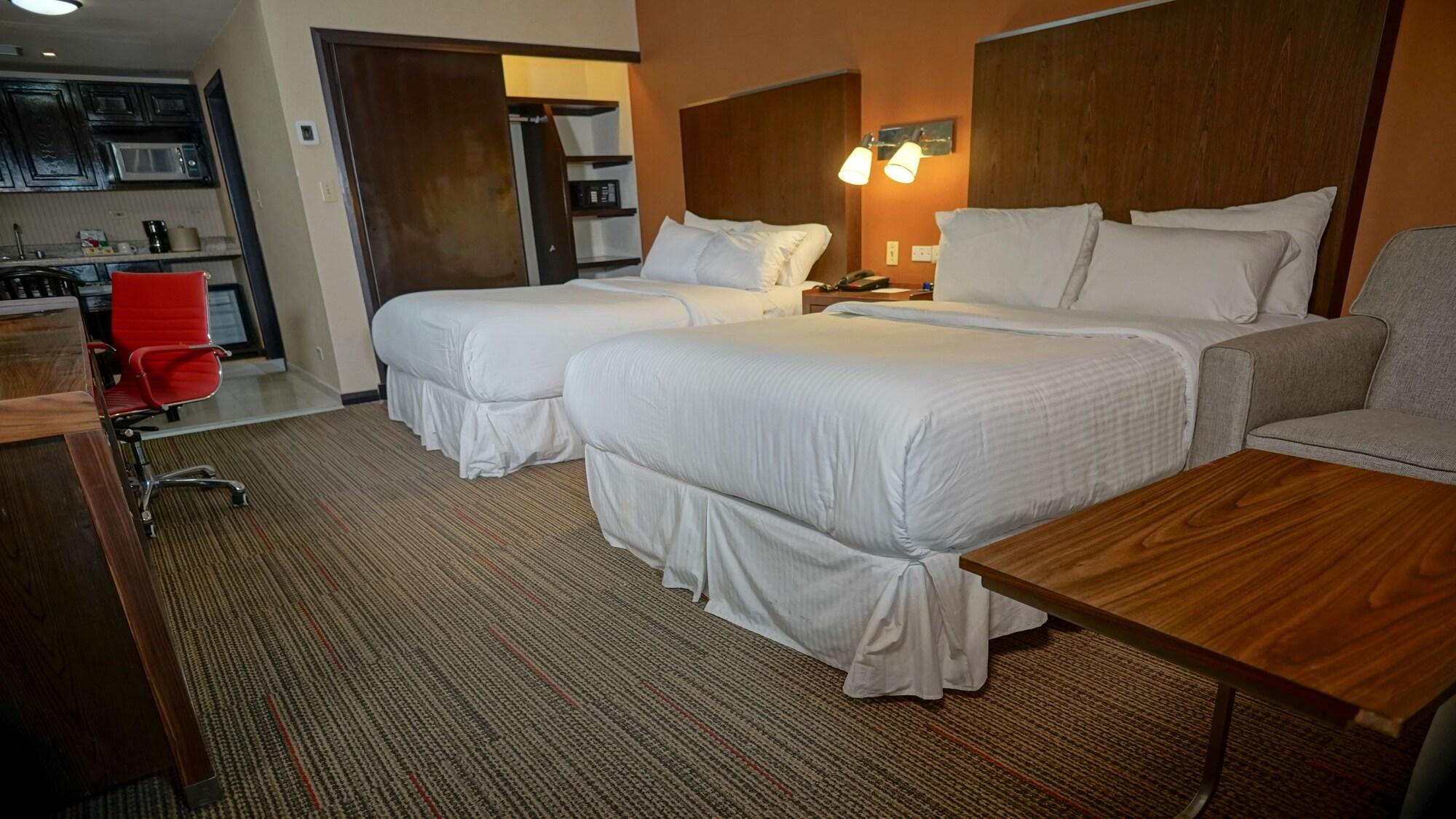 Four Points By Sheraton Saltillo Exterior photo