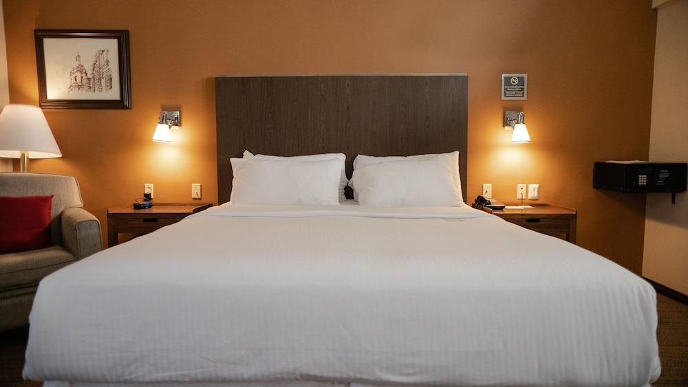 Four Points By Sheraton Saltillo Exterior photo
