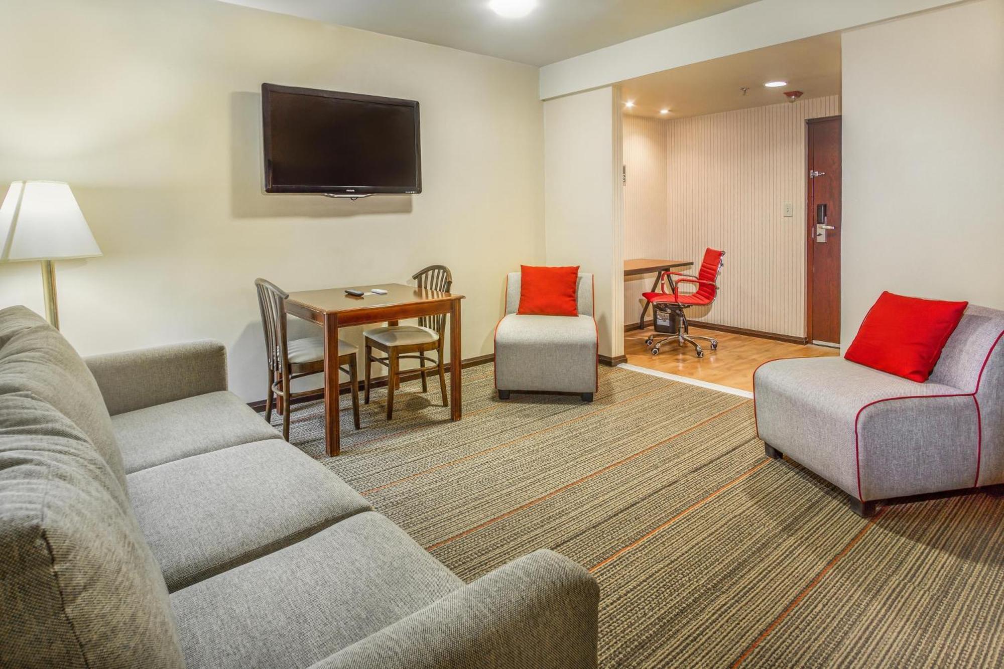 Four Points By Sheraton Saltillo Exterior photo